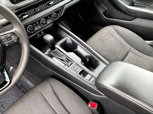 Used 2024 Honda Accord EX image 16