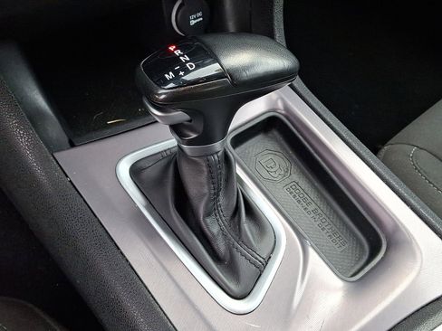 Used 2023 Dodge Charger SXT image 12