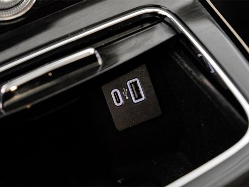 Used 2023 Lincoln Nautilus Reserve image 29