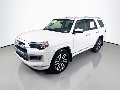 Used 2017 Toyota 4Runner Limited image 3