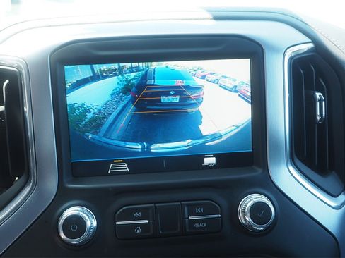 Used 2022 GMC Sierra 1500 Elevation image 13