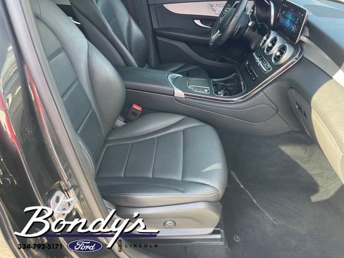 Used 2021 Mercedes-Benz GLC 300 image 22