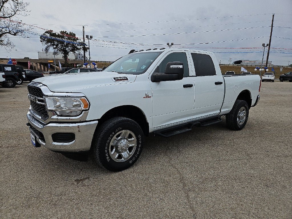 Used 2024 RAM 2500 Tradesman w/ Chrome Appearance Group AWD/4WD image 2