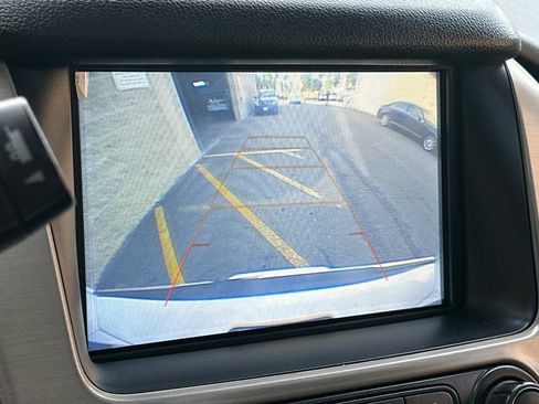 Used 2019 GMC Yukon Denali w/ Denali Ultimate Package image 26