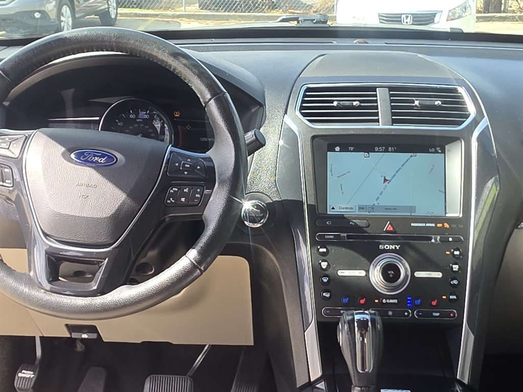 Used 2018 Ford Explorer Limited FWD image 13