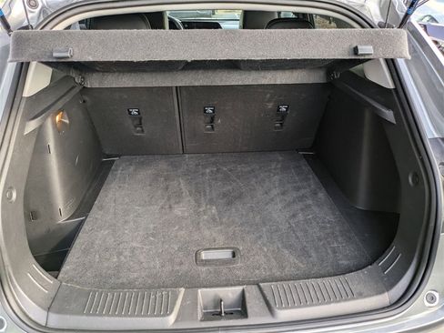 Used 2025 Chevrolet Trax LT w/ LT Convenience Package image 28