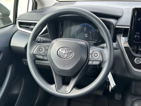 Used 2026 Toyota Corolla LE image 34