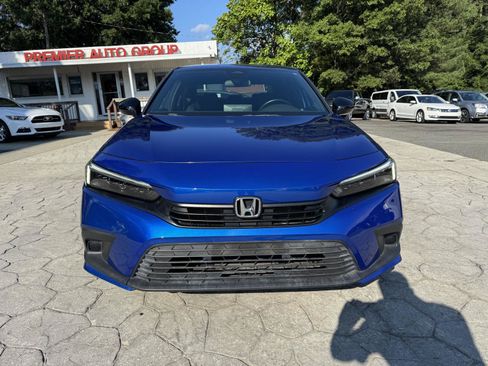 Used 2023 Honda Civic Sport image 17