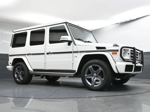 Used 2016 Mercedes-Benz G 550 image 27