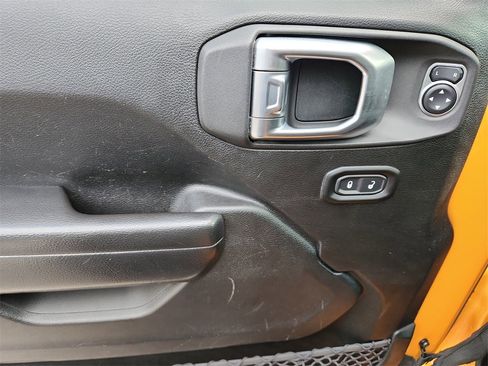 Used 2021 Jeep Wrangler Unlimited Sport image 7