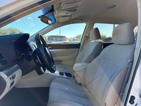 Used 2014 Subaru Outback 2.5i Premium image 4