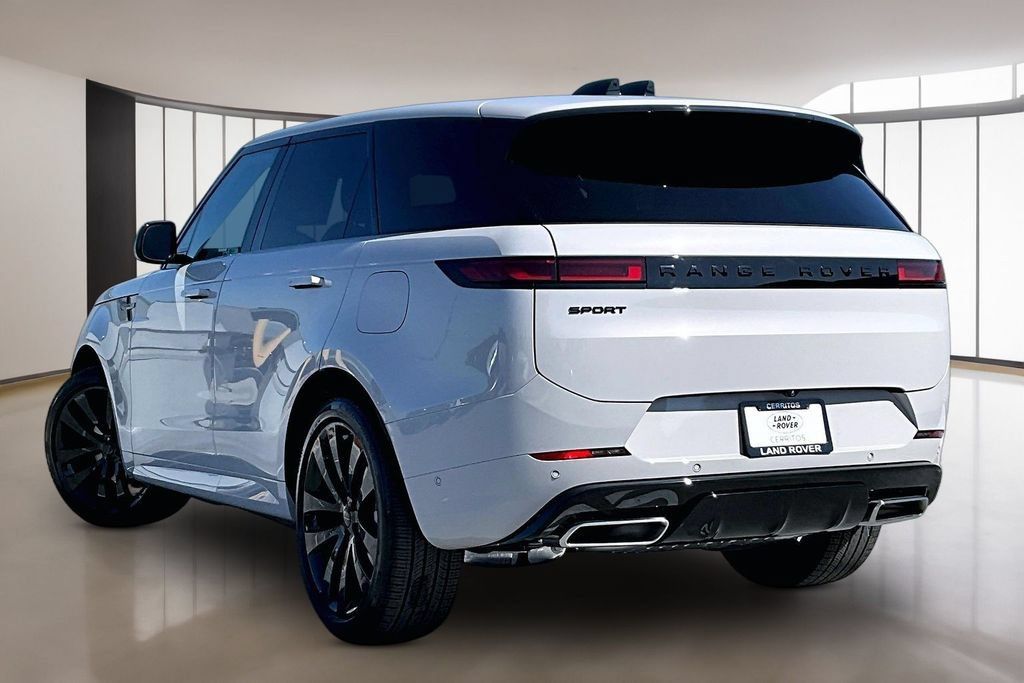 New 2026 Land Rover Range Rover Sport Dynamic SE AWD/4WD image 3
