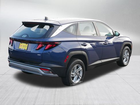 Certified 2025 Hyundai Tucson SE image 7