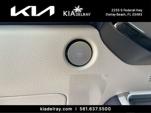 New 2026 Kia Carnival EX image 27