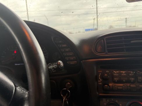 Used 1998 Chevrolet Corvette Coupe image 37