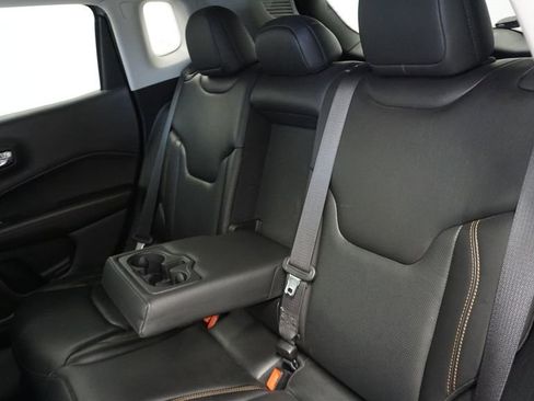 Certified 2018 Jeep Compass Limited image 25