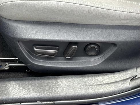 Used 2025 Toyota Camry SE FWD image 22