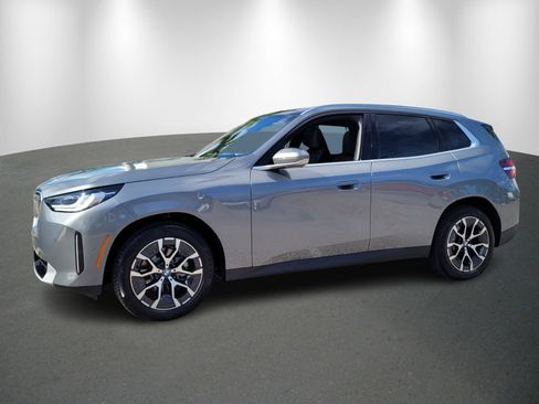 New 2025 BMW X3 xDrive30i w/ Convenience Package image 3