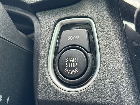 Used 2018 BMW M4 Coupe RWD image 22