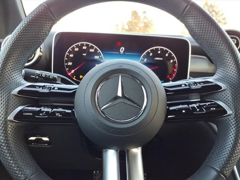 Certified 2024 Mercedes-Benz GLC 300 4MATIC image 20