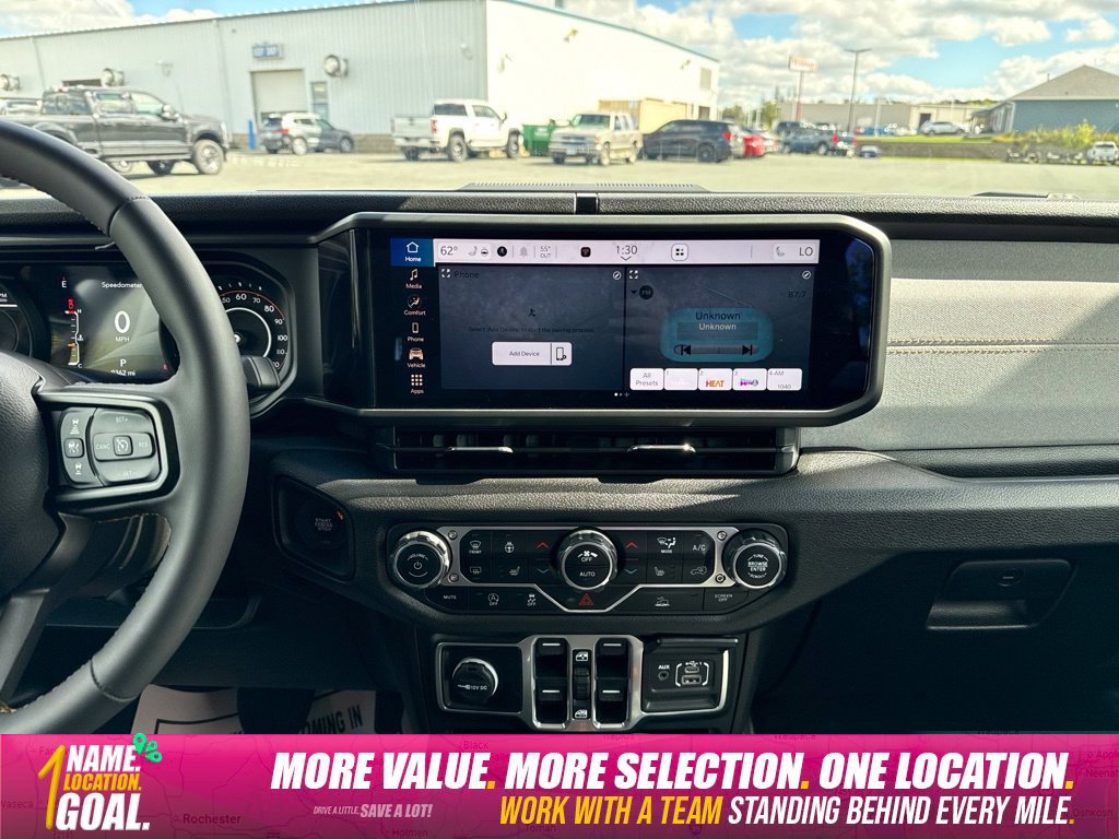 Used 2025 Jeep Gladiator Sport AWD/4WD image 15