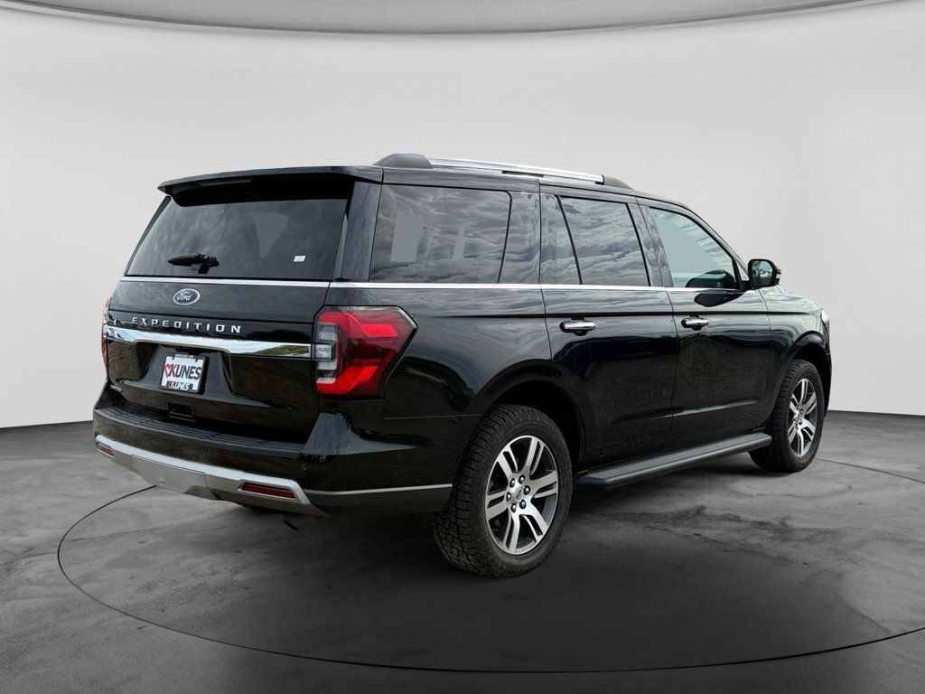 Used 2024 Ford Expedition Limited AWD/4WD image 10