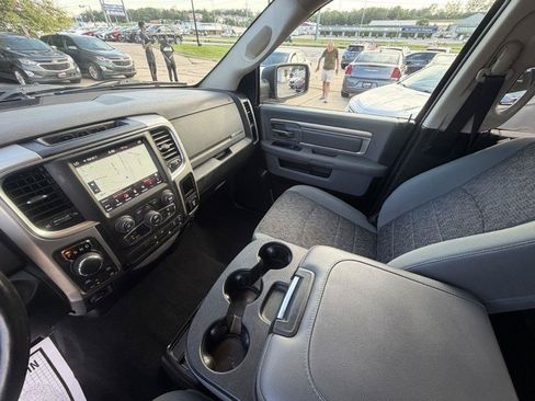 Used 2018 RAM 1500 Big Horn AWD/4WD image 18