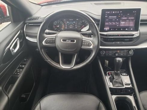 Used 2022 Jeep Compass Limited AWD/4WD image 17