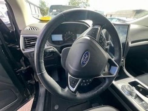 Used 2024 Ford Edge SEL image 14