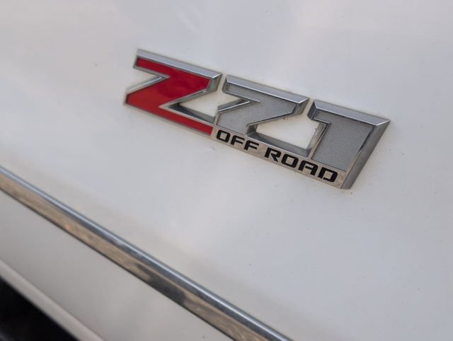Used 2019 Chevrolet Silverado 2500 LTZ w/ Custom Sport Edition AWD/4WD image 8