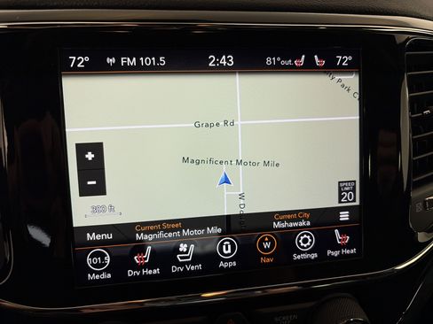 Used 2021 Jeep Grand Cherokee Limited w/ Luxury Group II AWD/4WD image 26
