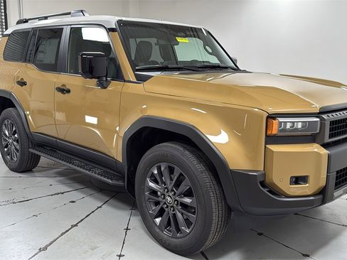 New 2026 Toyota Land Cruiser Base image 3