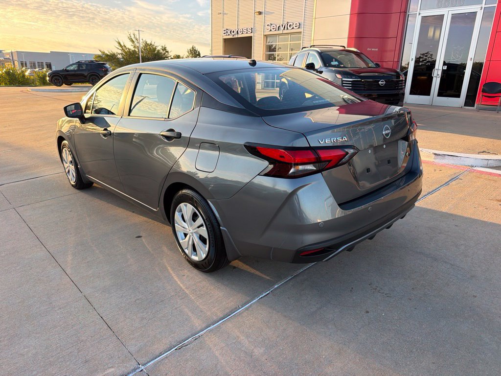 Used 2025 Nissan Versa S w/ Trunk Package FWD image 3