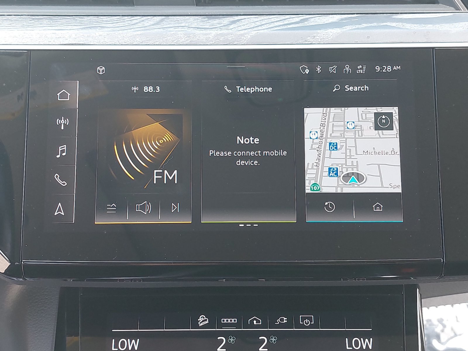 Used 2024 Audi Q8 e-tron Premium Plus AWD/4WD image 23