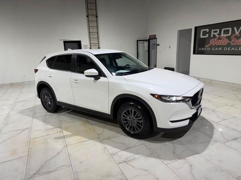 Used 2019 MAZDA CX-5 Touring FWD image 3
