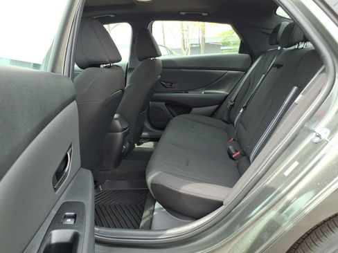 New 2026 Hyundai Elantra SEL Sport Premium FWD image 10