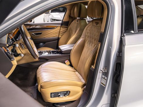 Used 2020 Bentley Flying Spur W12 w/ First Edition Specification image 6