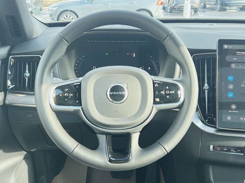 New 2026 Volvo XC90 B6 Plus w/ Protection Package Premier AWD/4WD image 16