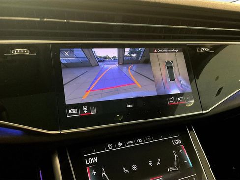Used 2023 Audi Q8 Premium Plus w/ Premium Plus Package image 21