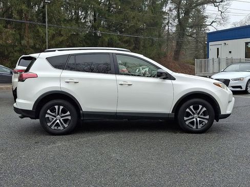 Used 2017 Toyota RAV4 LE w/ Carpet Mat Package image 9