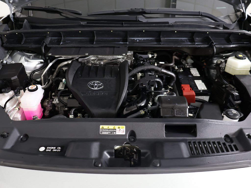 Used 2024 Toyota Highlander XLE AWD/4WD image 22