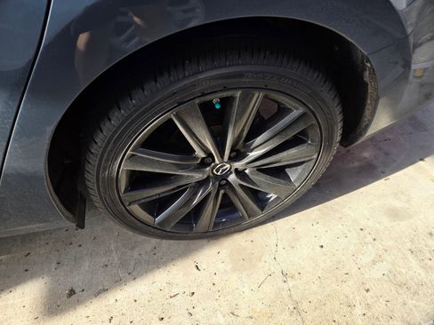 Used 2021 MAZDA MAZDA6 Carbon Edition image 6