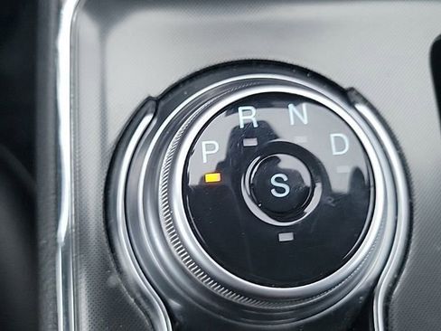 Certified 2022 Ford Edge ST-Line w/ Class II Trailer Tow Package image 39