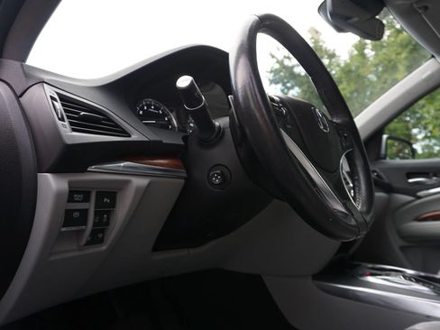Used 2017 Acura MDX SH-AWD w/ Advance Package image 34