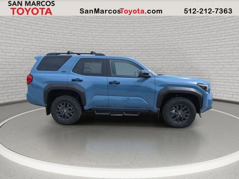 New 2026 Toyota 4Runner SR5 AWD/4WD image 4