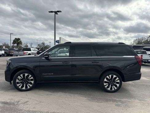 New 2026 Ford Expedition Max Platinum w/ Driver's Package image 17