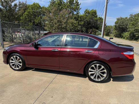 Used 2015 Honda Accord Sport image 17