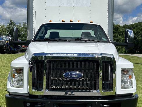 Used 2023 Ford F650 2WD Regular Cab Super Duty image 8