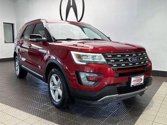 Used 2017 Ford Explorer XLT w/ Equipment Group 202A video 2