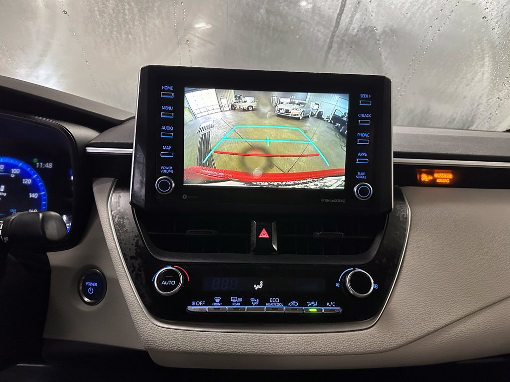 Used 2021 Toyota Corolla LE FWD image 17